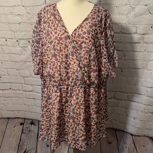 NWT, Torrid chiffon baby doll top, size 4 (26)